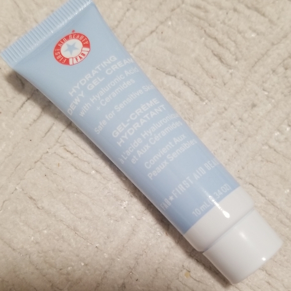 First Aid Beauty Other - 4/25 Bundle Item. First Aid Hydrating Dewy Gel Cream
